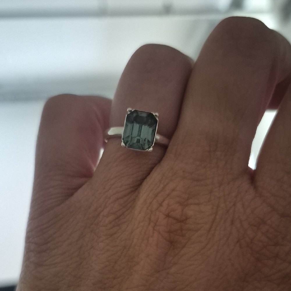 Rectangular Green Gemstone Silver Ring For Women - image 1